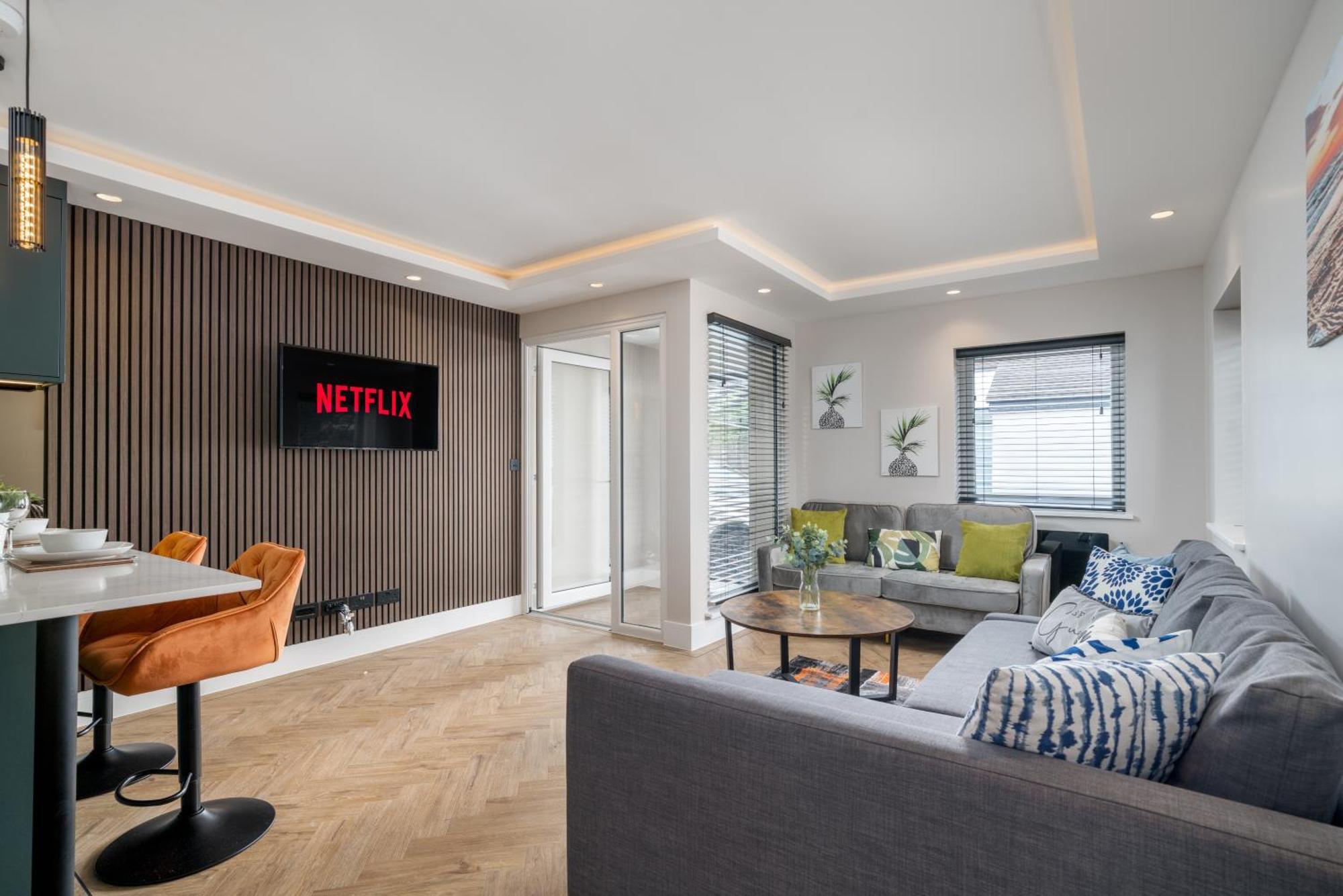 Skyvillion - Cozy Large 4 & 1 Bed Apartments In London Enfield, Mins To Tube Station, Free Wi-Fi ภายนอก รูปภาพ